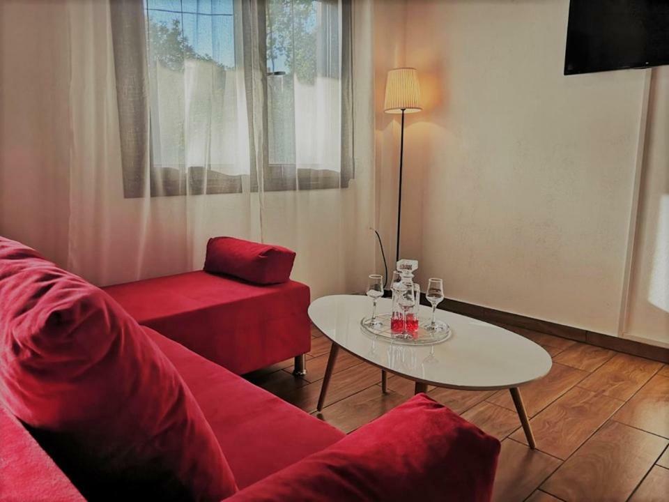 The Little Gem Under The Rocks Apartment Kastraki  Ngoại thất bức ảnh