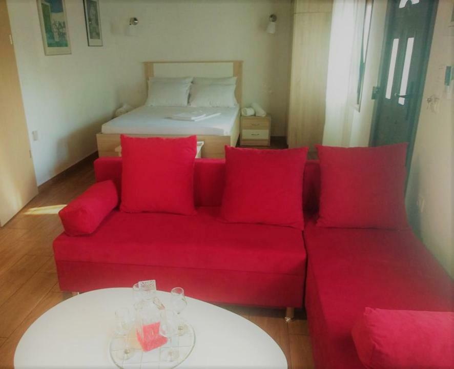The Little Gem Under The Rocks Apartment Kastraki  Ngoại thất bức ảnh
